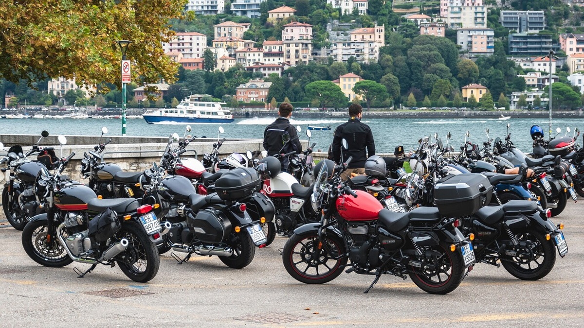 Torna Spring Starter Ride con Royal Enfield