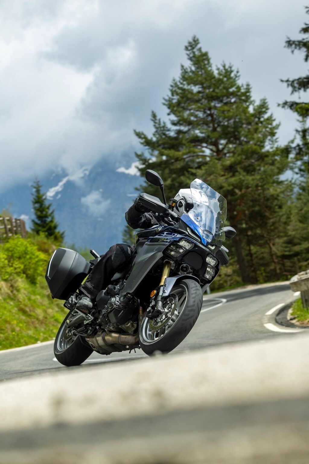 Yamaha Tracer9 GT+ Y-AMT: LE FOTO DELLA PROVA