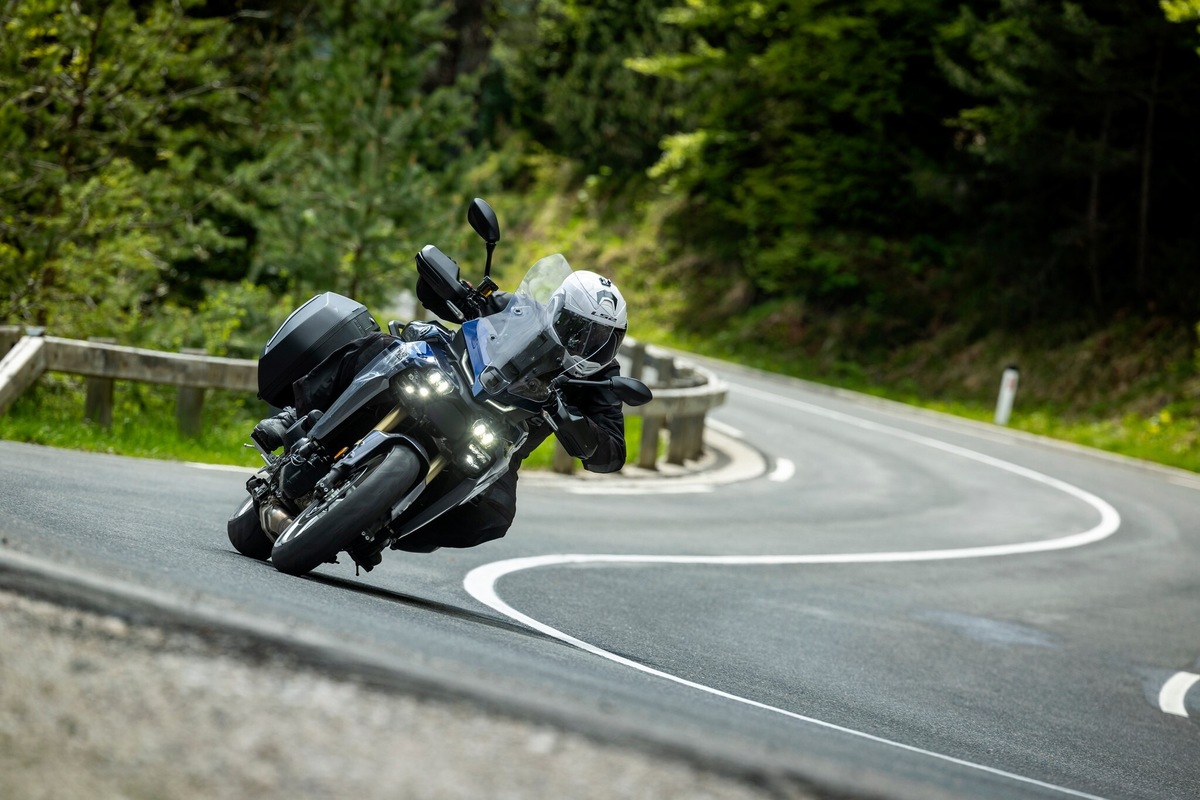 Yamaha Tracer9 GT+ Y-AMT: LE FOTO DELLA PROVA
