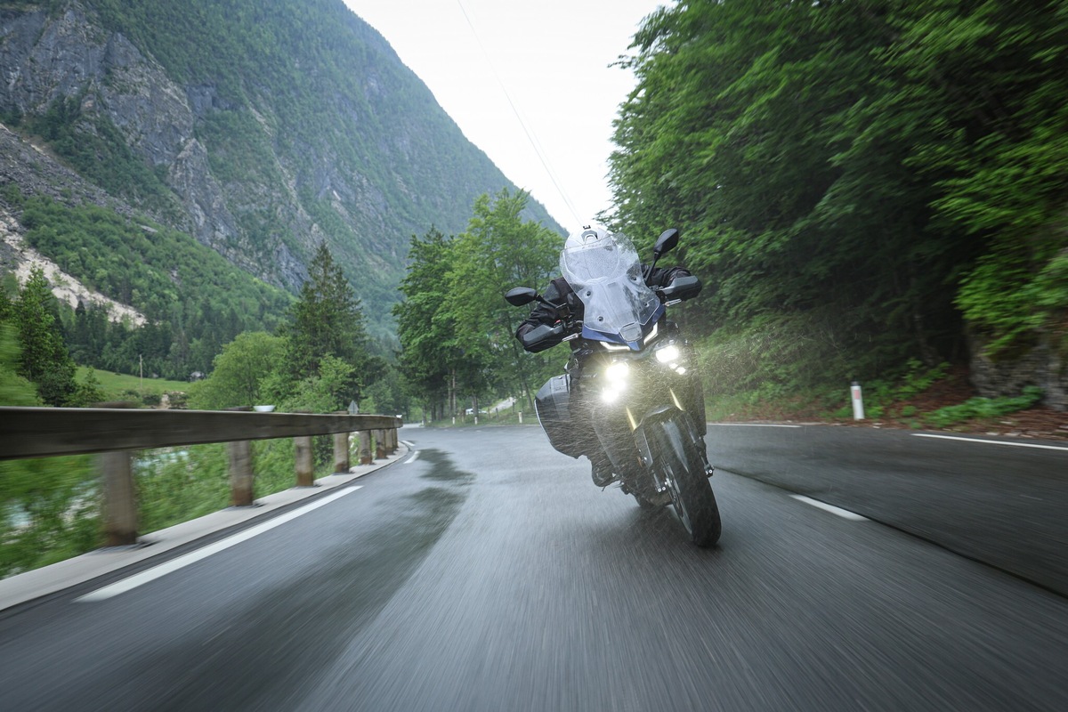 Yamaha Tracer9 GT+ Y-AMT: LE FOTO DELLA PROVA