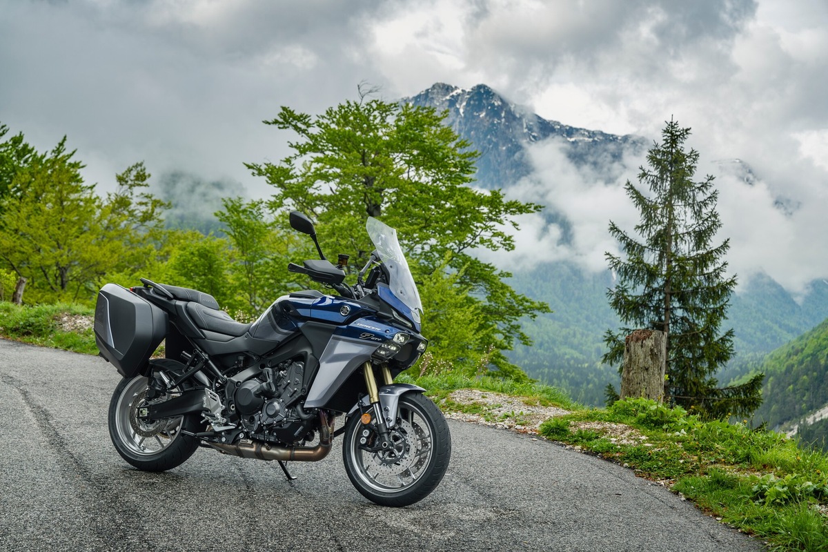 Yamaha Tracer9 GT+ Y-AMT: LE FOTO DELLA PROVA