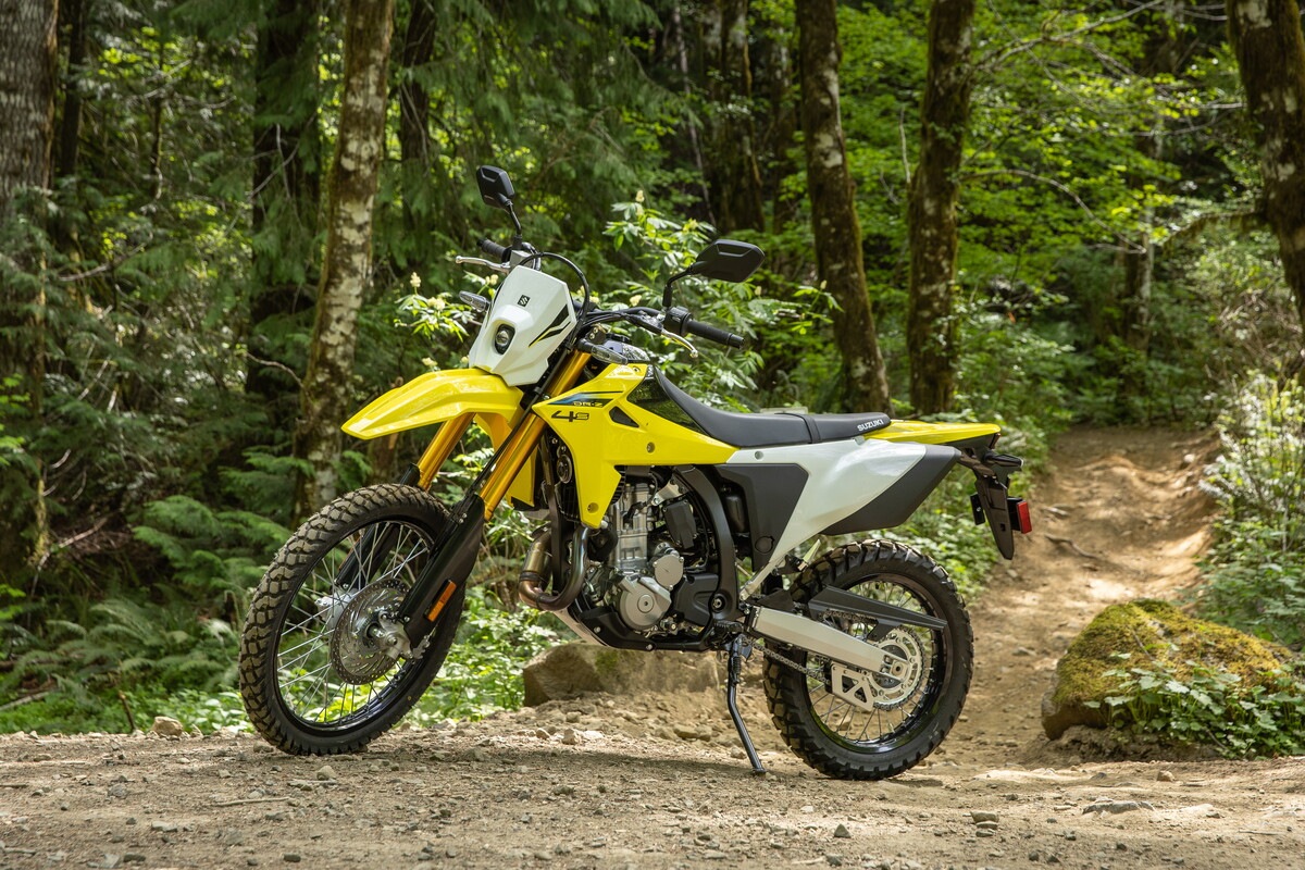 Suzuki DR-Z4S: le FOTO della prova