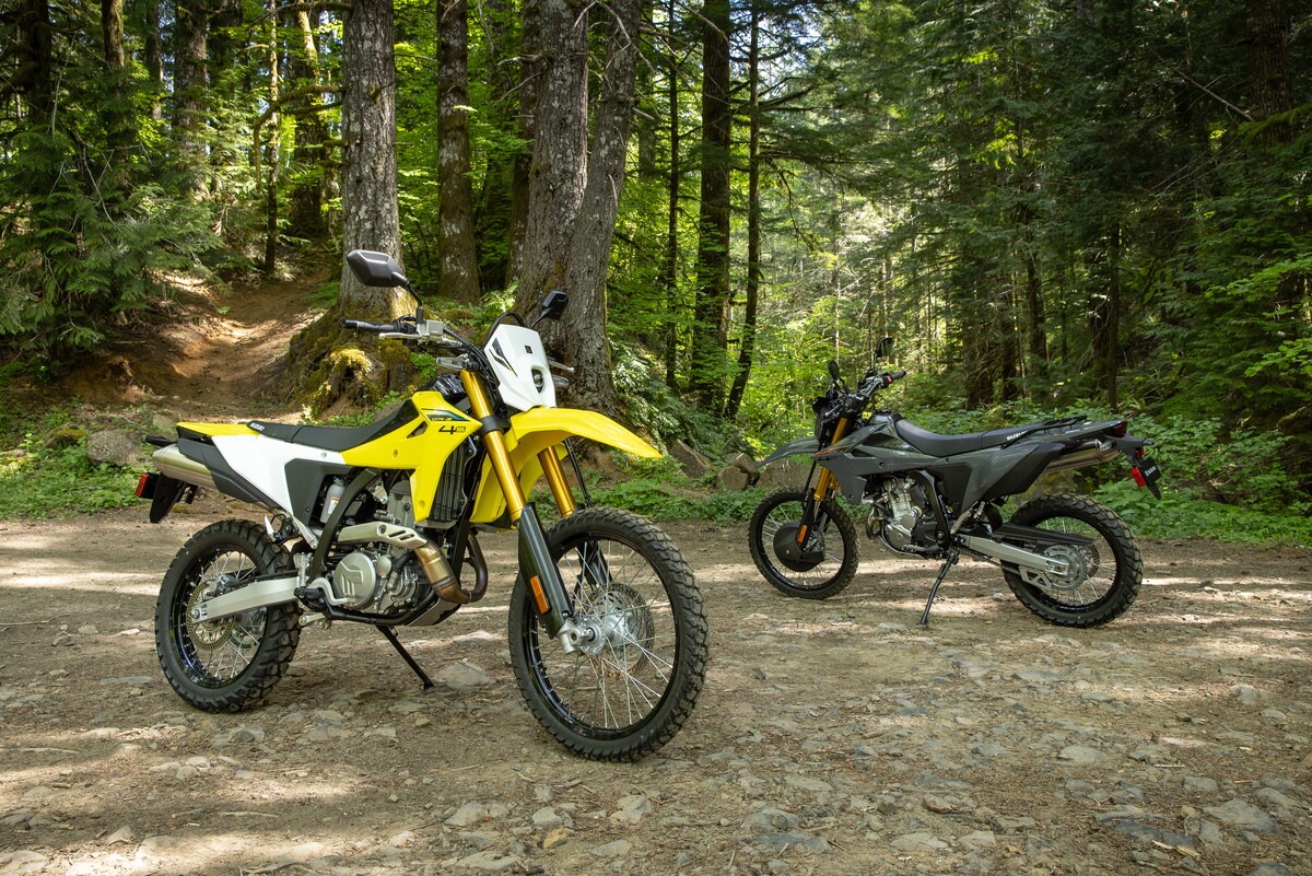 Suzuki DR-Z4S: le FOTO della prova