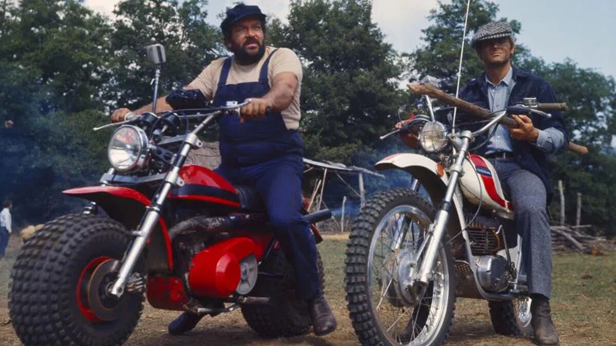 La Storia della Dune Buggy di Bud Spencer: le foto più iconiche