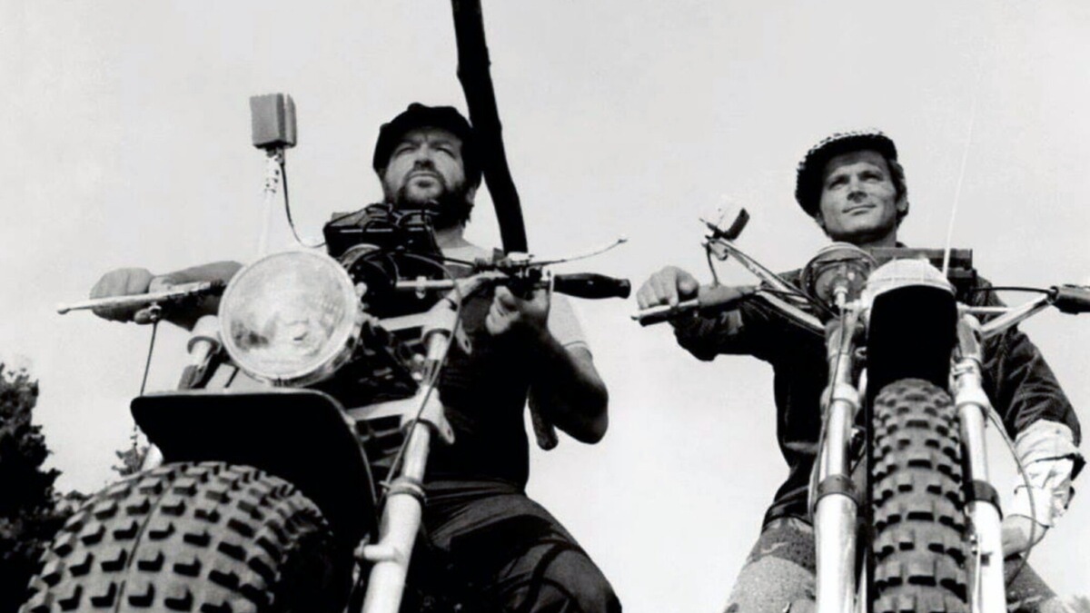 La Storia della Dune Buggy di Bud Spencer: le foto più iconiche