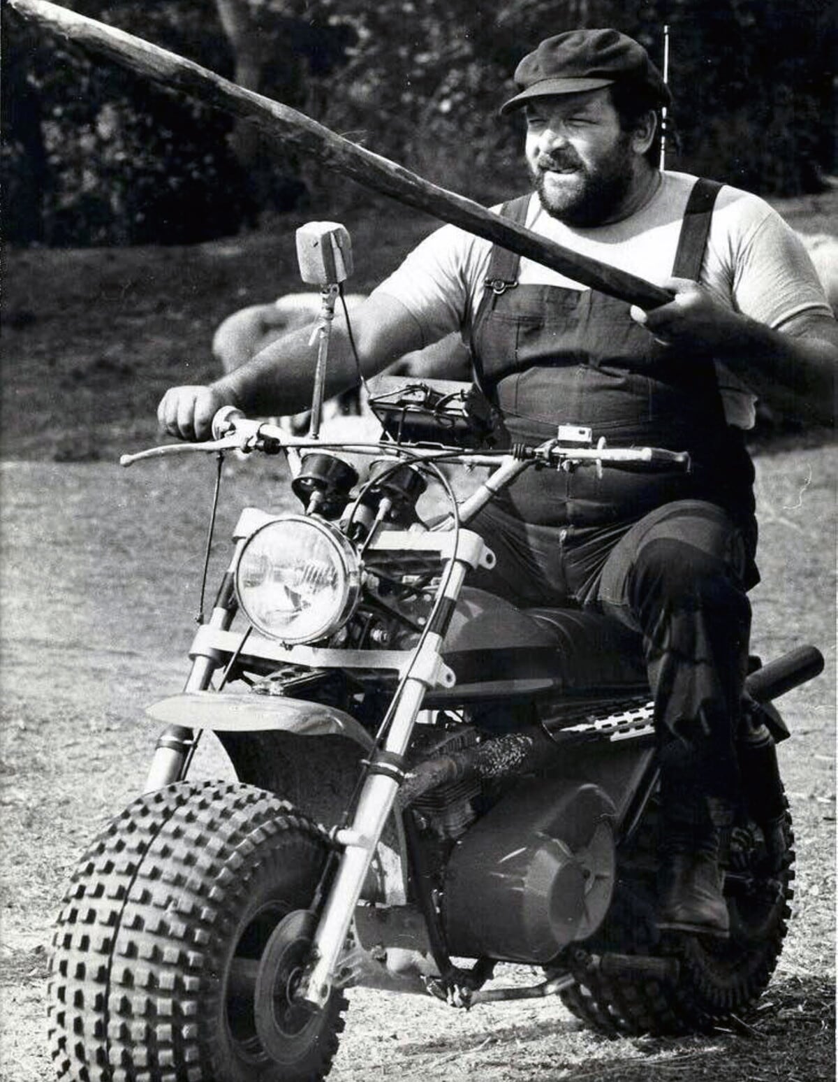 La Storia della Dune Buggy di Bud Spencer: le foto più iconiche