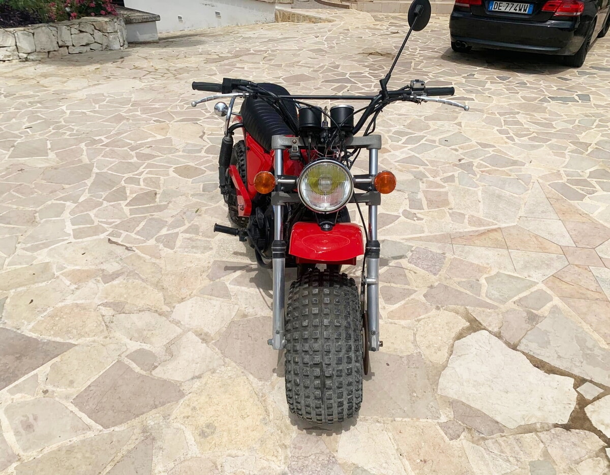La Storia della Dune Buggy di Bud Spencer: le foto più iconiche