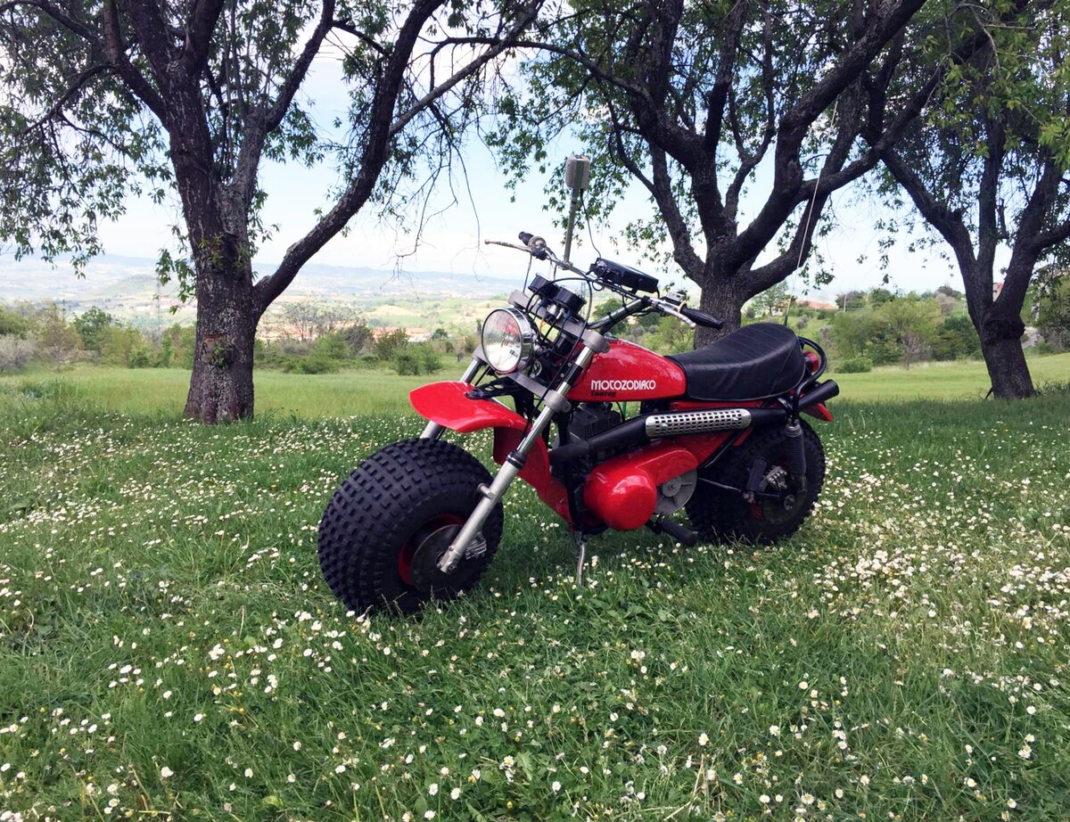 La Storia della Dune Buggy di Bud Spencer: le foto più iconiche