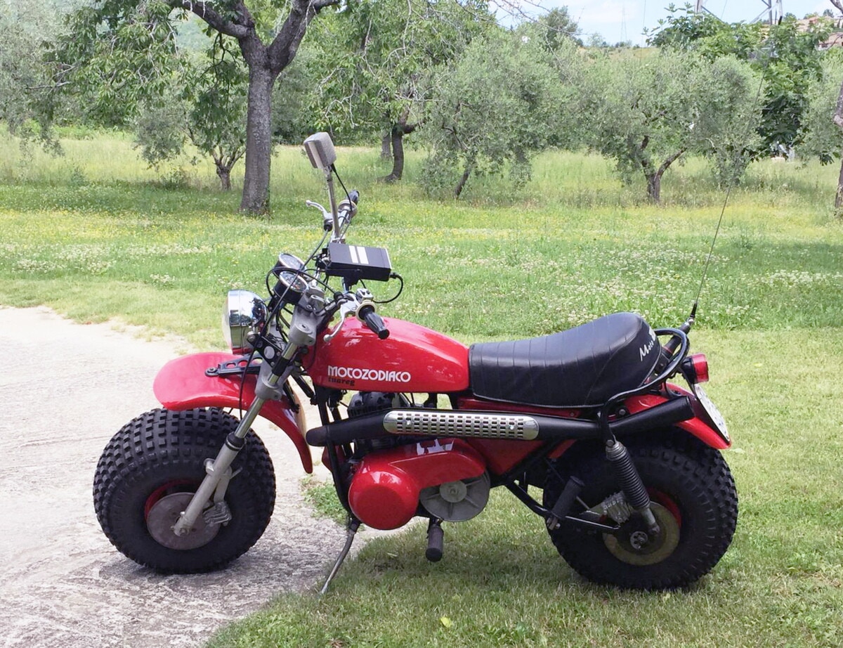 La Storia della Dune Buggy di Bud Spencer: le foto più iconiche