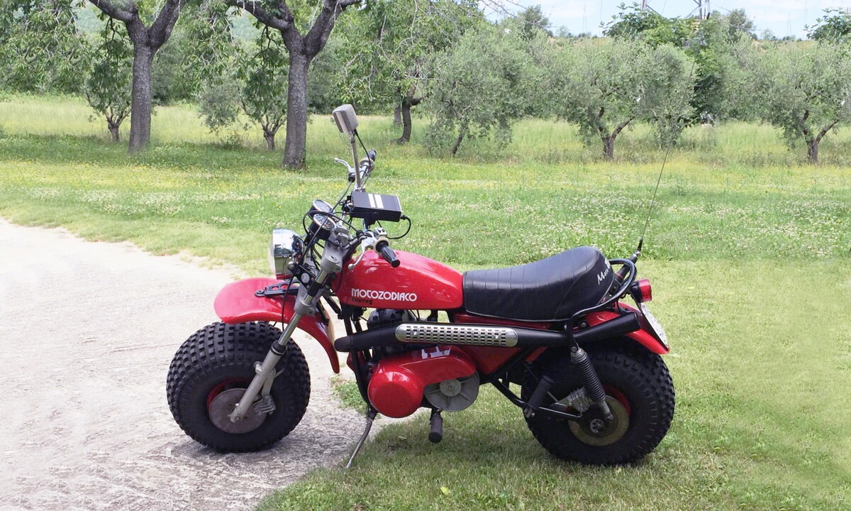 La Storia della Dune Buggy di Bud Spencer: le foto più iconiche
