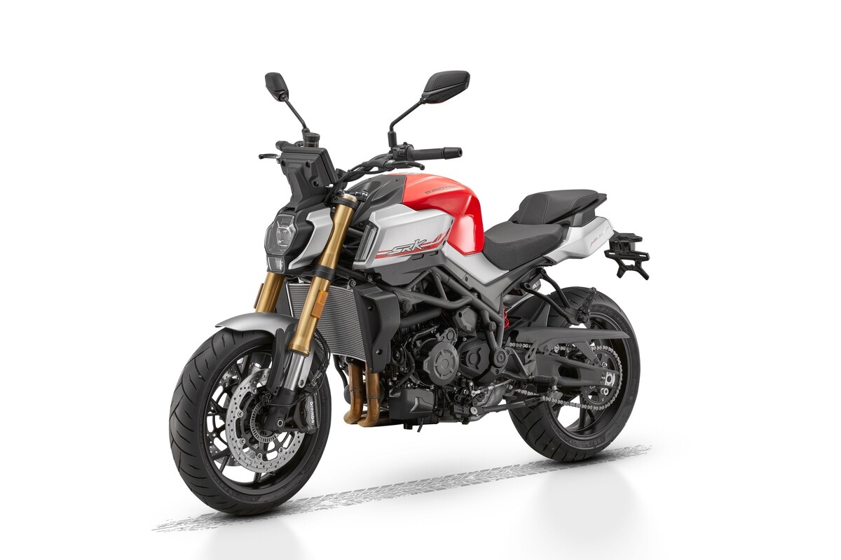 QJ MOTOR, SRK900: le foto