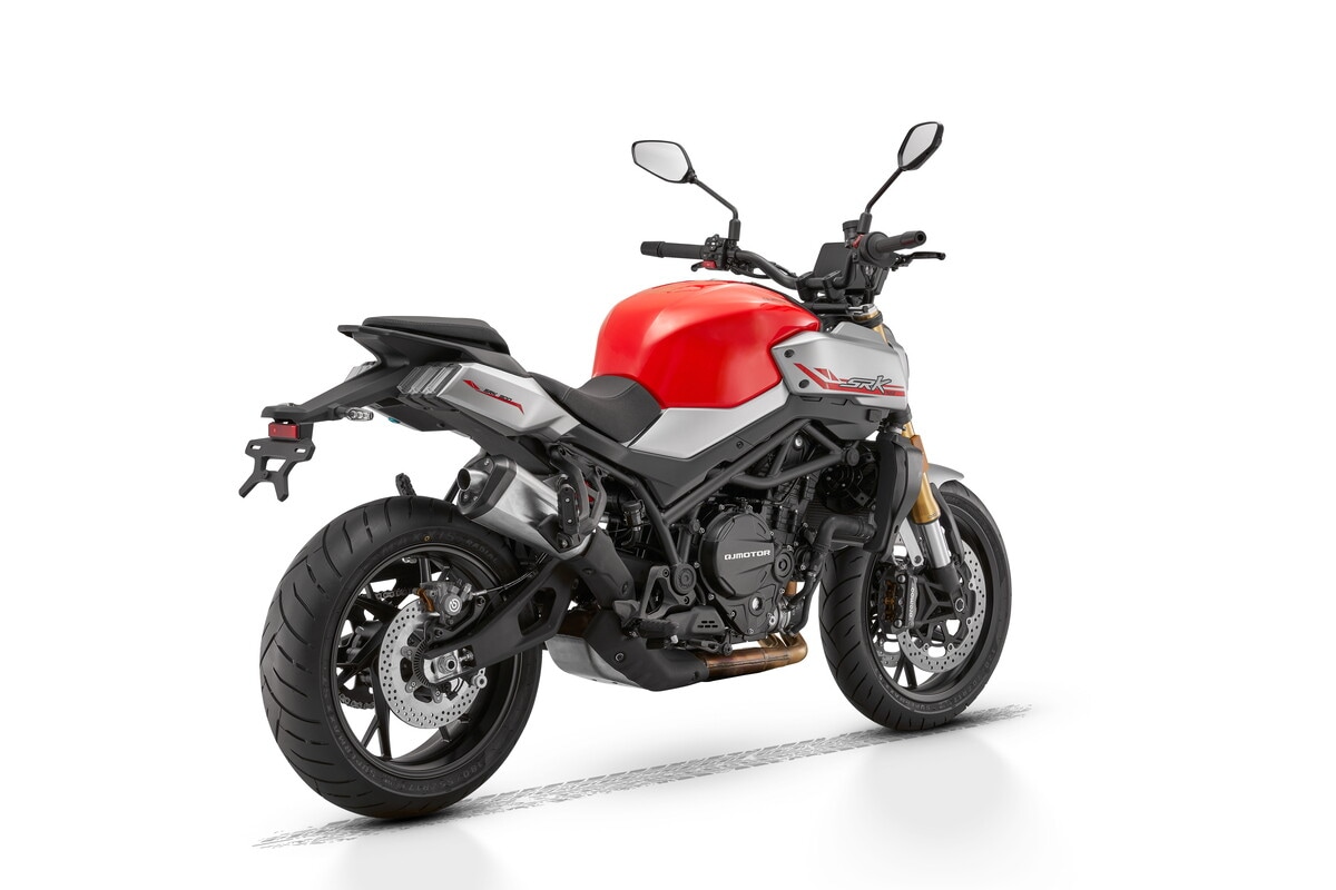 QJ MOTOR, SRK900: le foto
