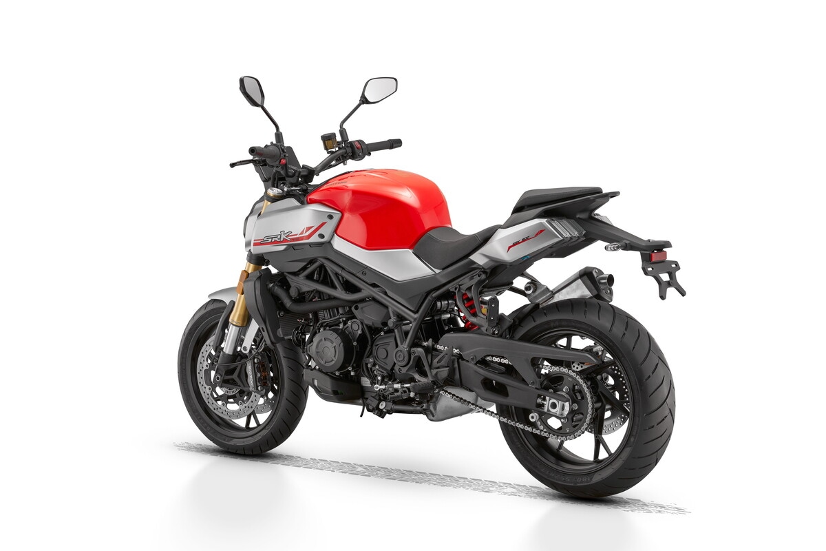 QJ MOTOR, SRK900: le foto
