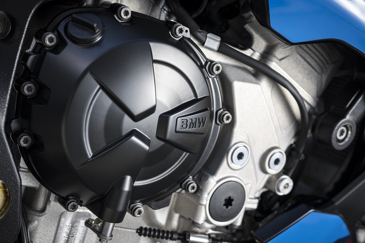 BMW M 1000 R: le foto della prova