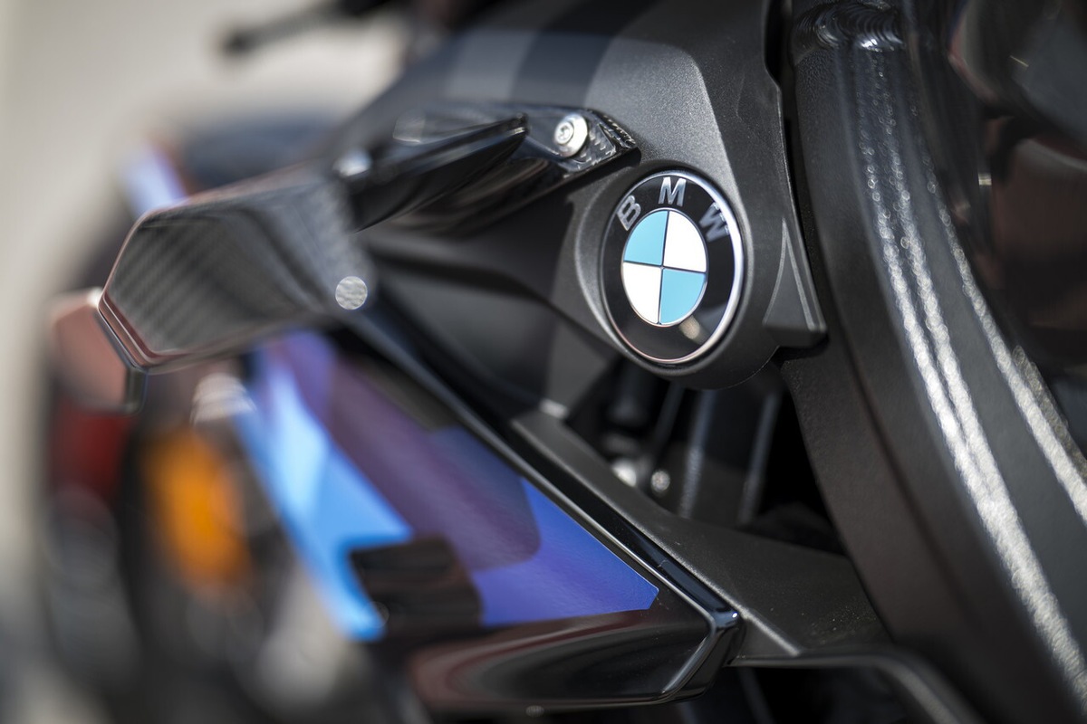 BMW M 1000 R: le foto della prova