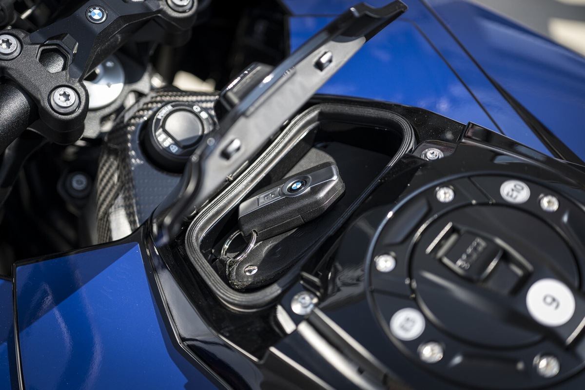 BMW M 1000 XR: le foto della prova