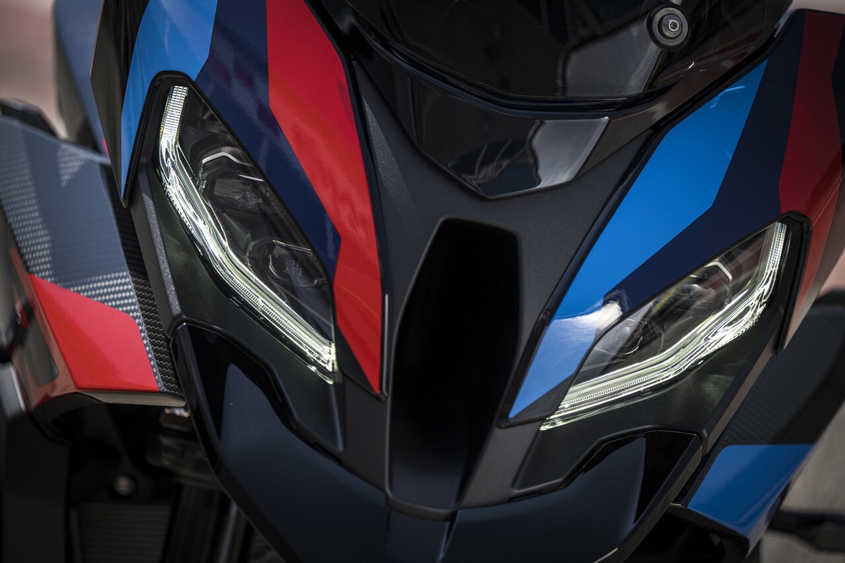 BMW M 1000 XR: le foto della prova
