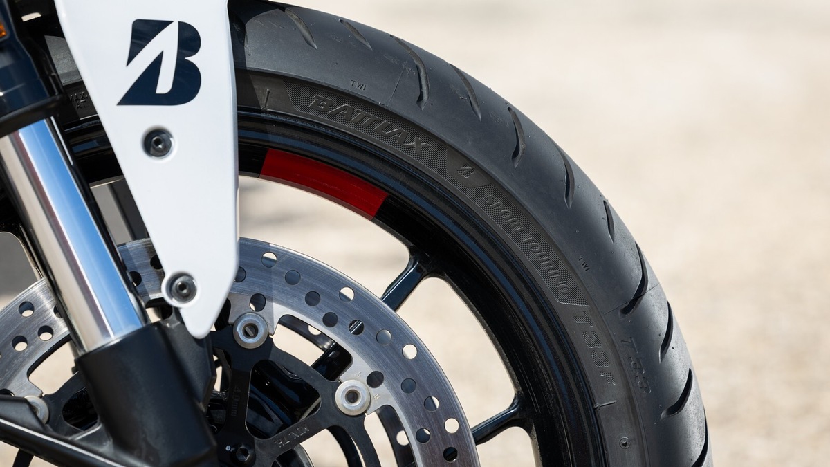 Bridgestone Battlax T33: la gallery del test