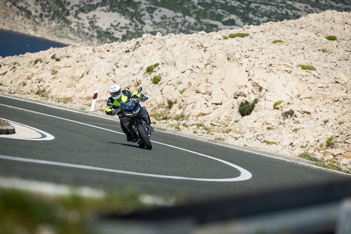 Bridgestone Battlax T33: la gallery del test