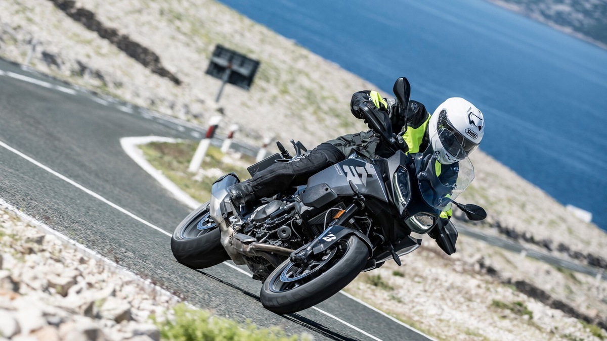 Bridgestone Battlax T33: la gallery del test