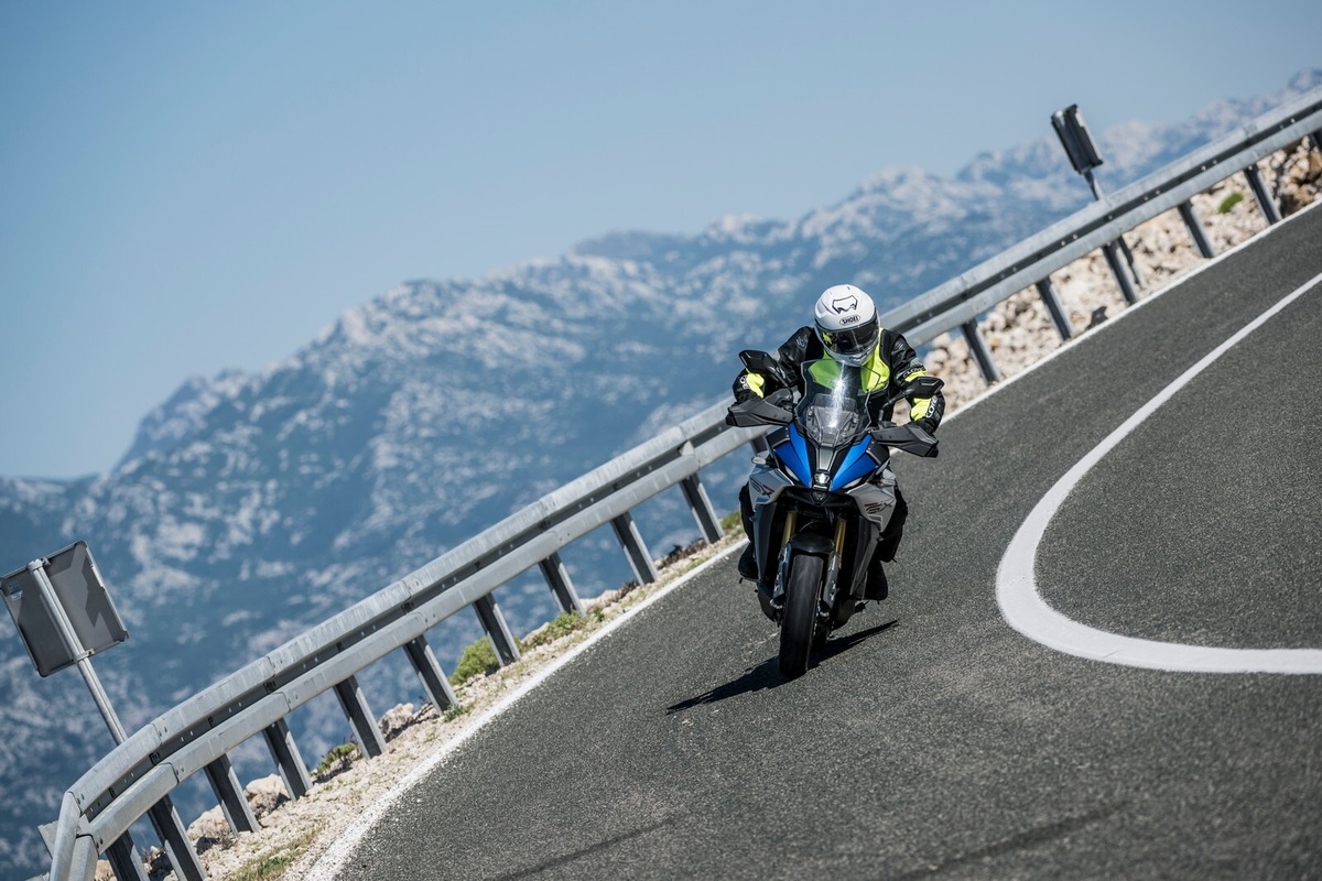 Bridgestone Battlax T33: la gallery del test