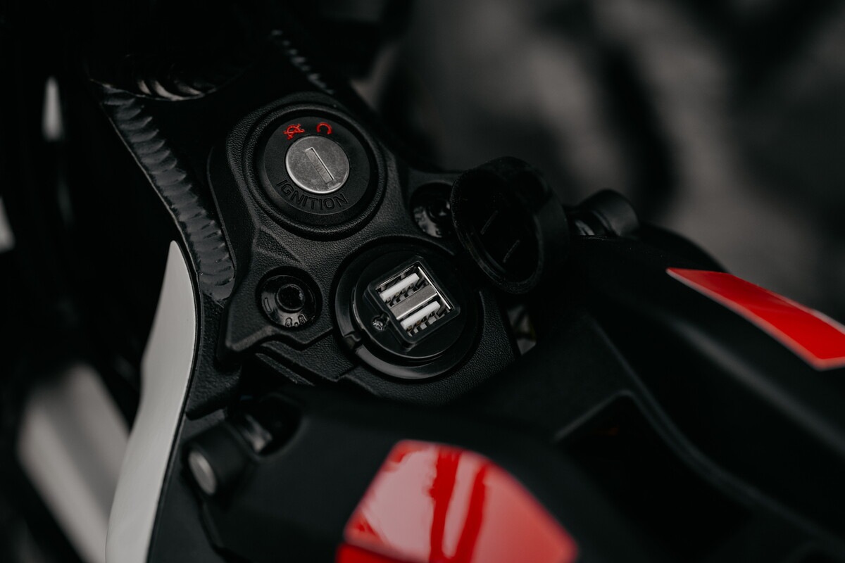 Zero Motorcycles: le foto delle nuove XE e XB