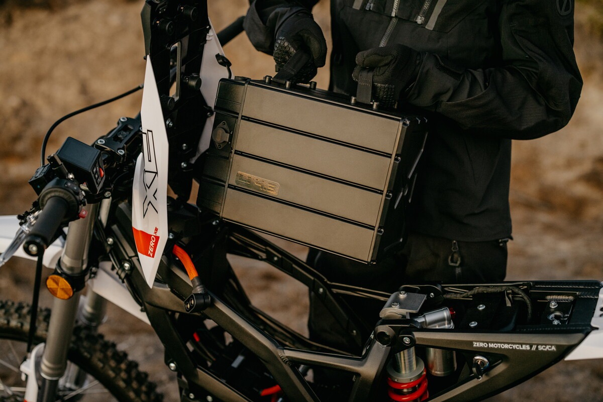 Zero Motorcycles: le foto delle nuove XE e XB