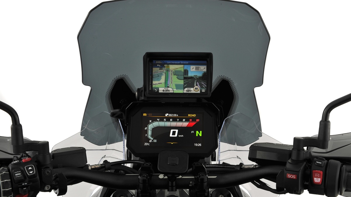 Parabrezza Marathon PRO by Wunderlich: 2 versioni e 2 diversi colori per BMW GS