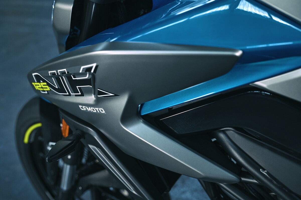 CFMOTO 125NK 2025: le foto
