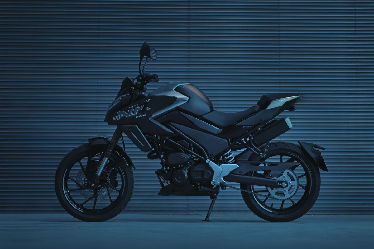 CFMOTO 125NK 2025: le foto
