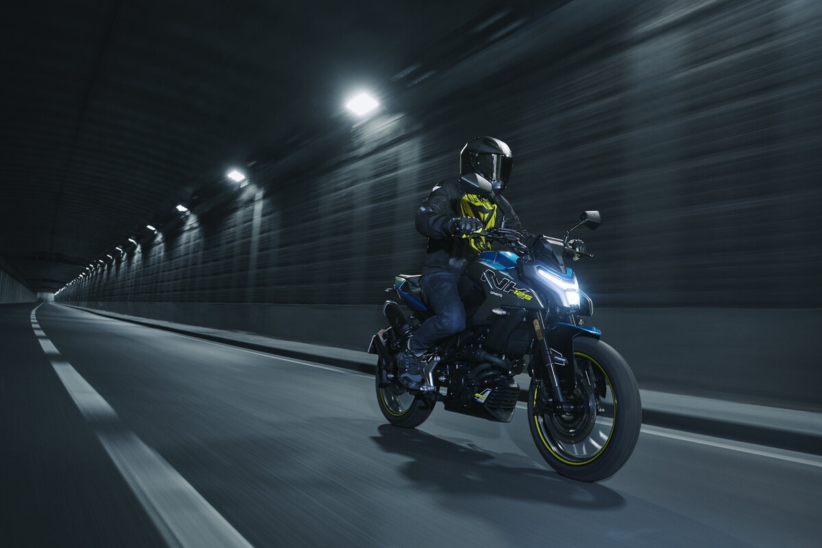 CFMOTO 125NK 2025: le foto
