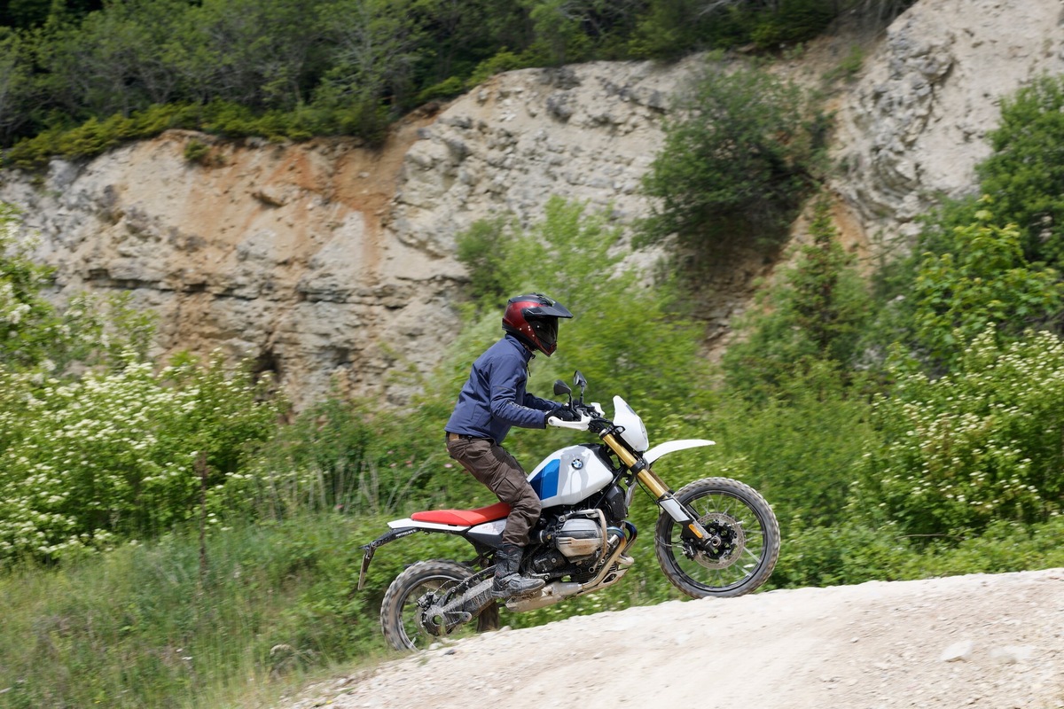BMW R 12 G/S: LE FOTO DELLA PROVA