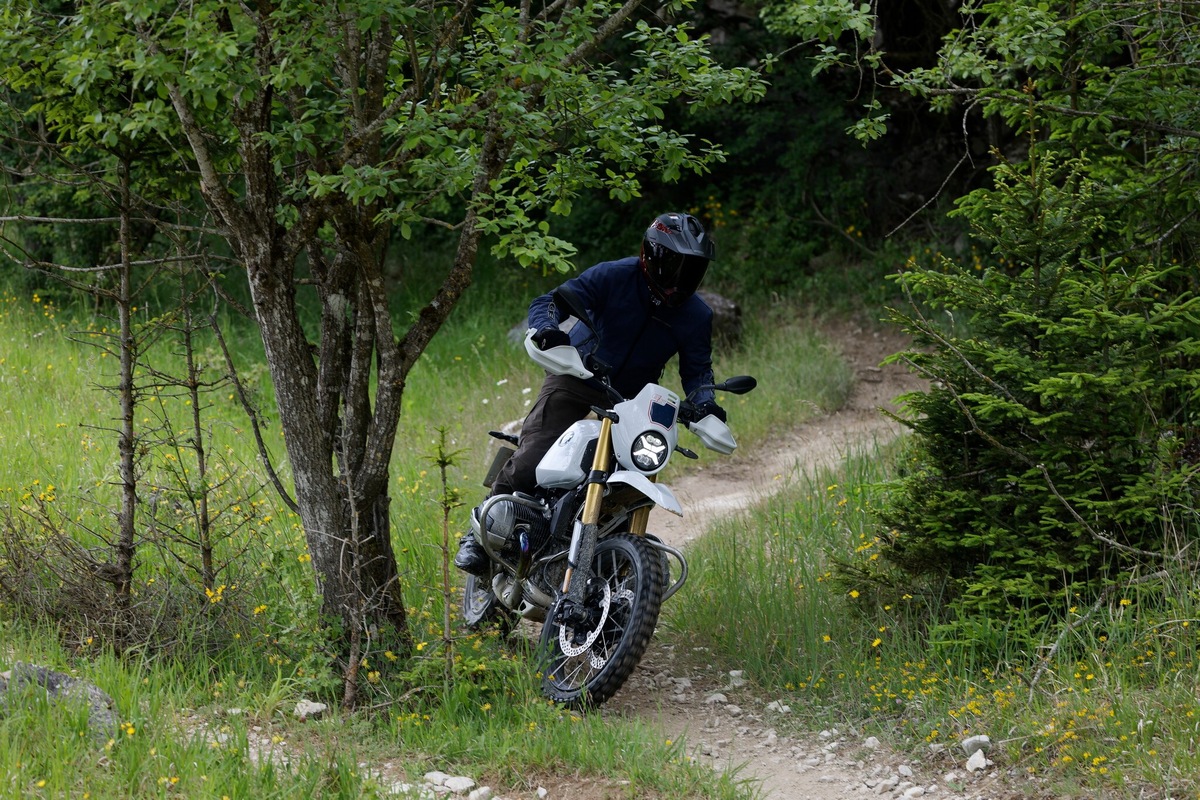 BMW R 12 G/S: LE FOTO DELLA PROVA