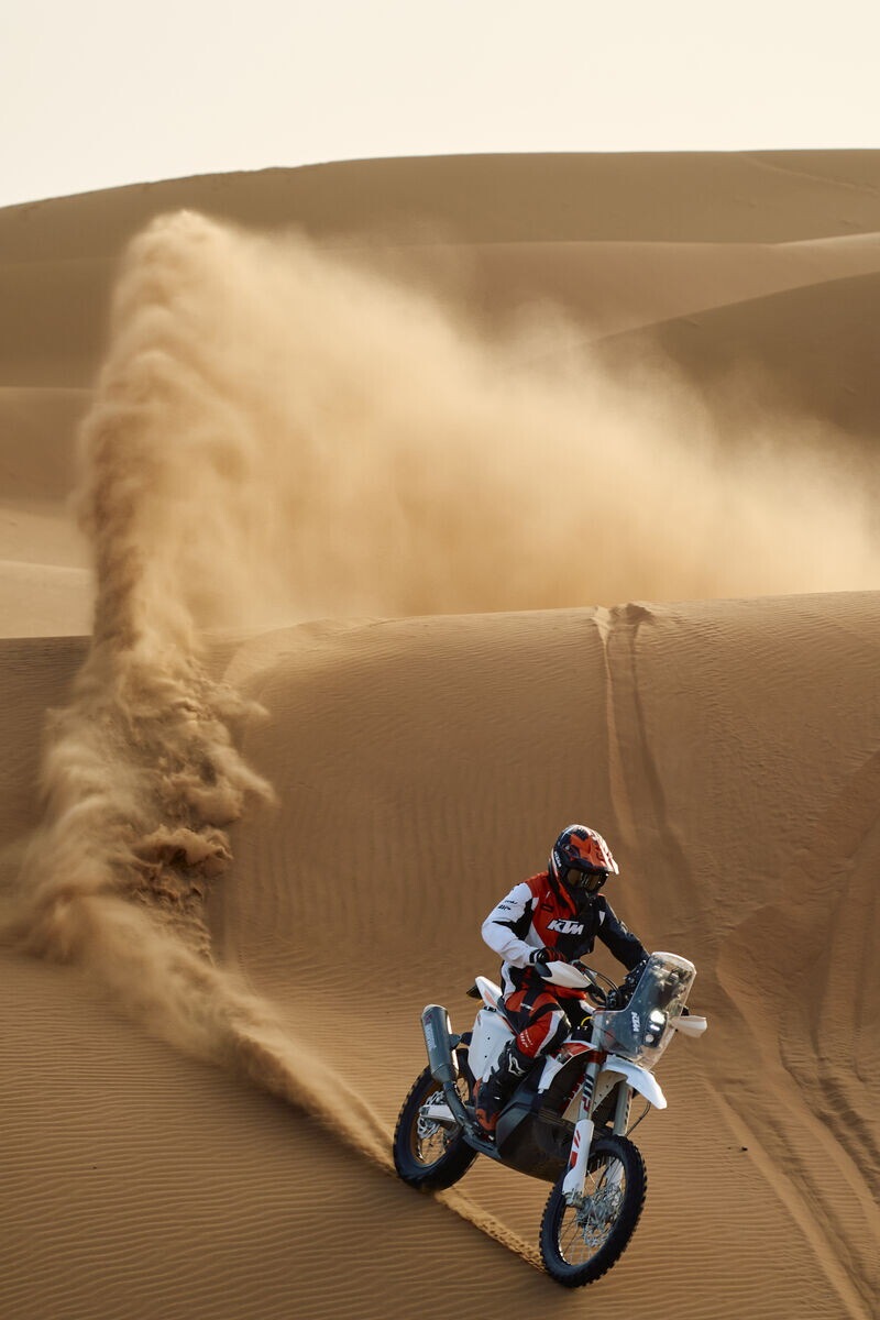 KTM 450 Rally Replica 2026: LE FOTO