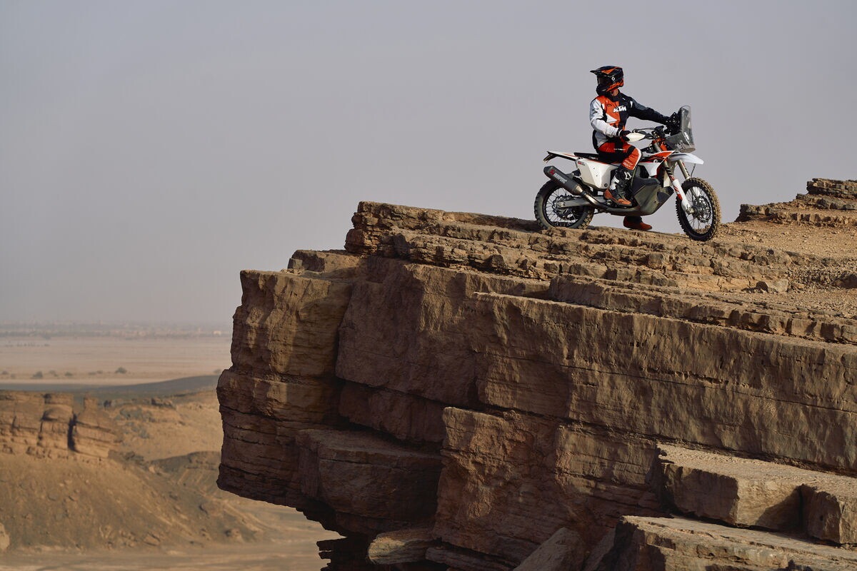 KTM 450 Rally Replica 2026: LE FOTO