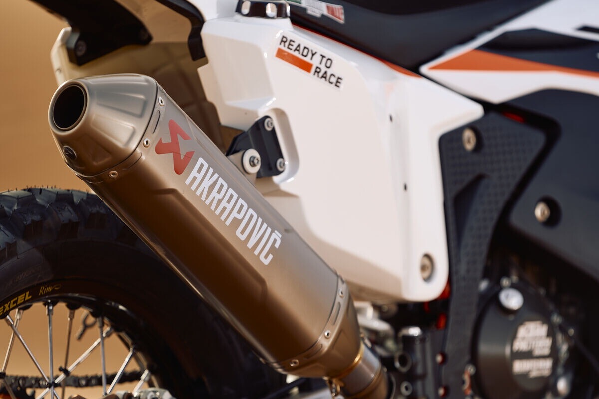 KTM 450 Rally Replica 2026: LE FOTO