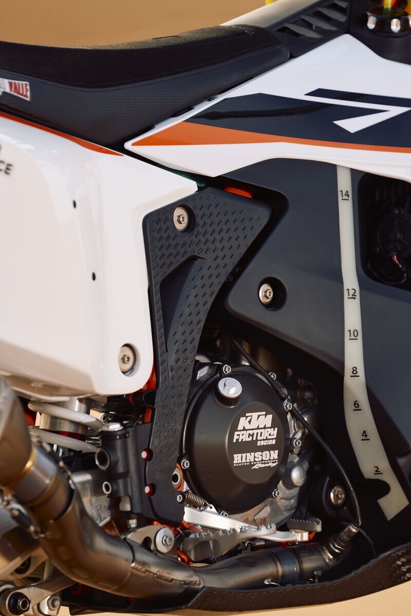 KTM 450 Rally Replica 2026: LE FOTO