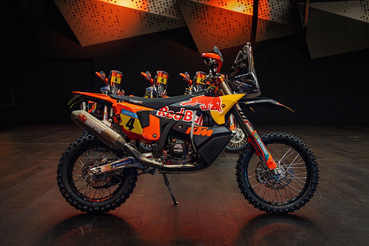 KTM 450 Rally Replica 2026: LE FOTO