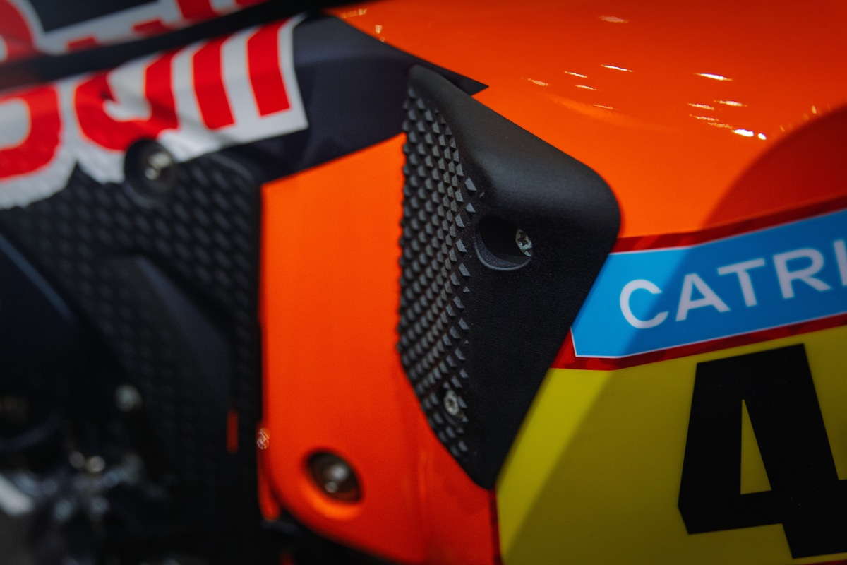 KTM 450 Rally Replica 2026: LE FOTO