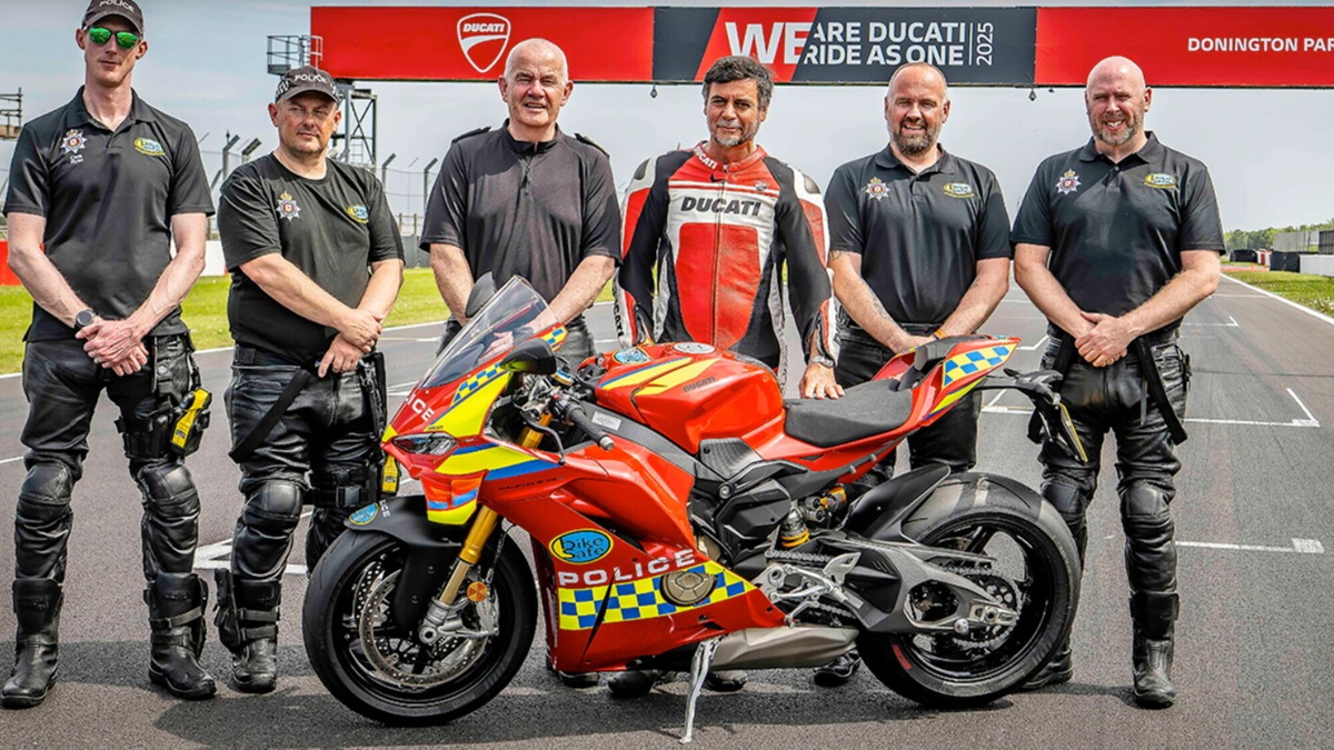 BikeSafe, la Panigale V4S al servizio della legge britannica