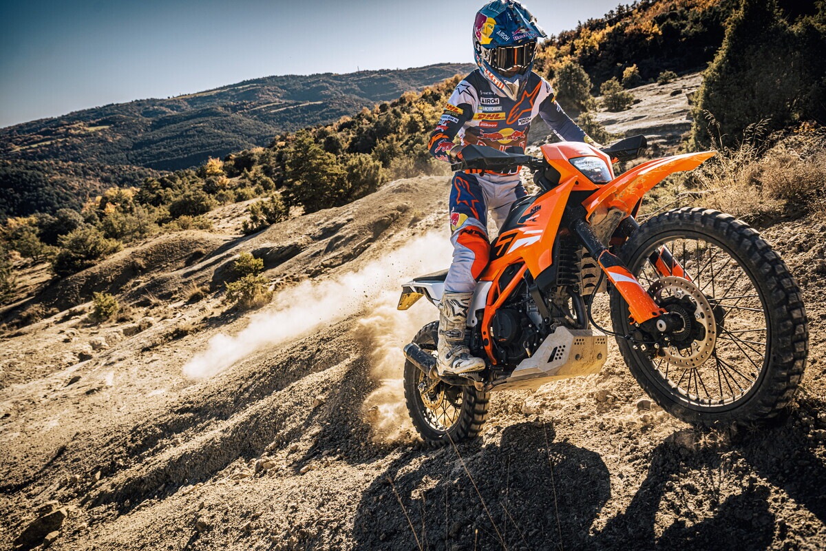 KTM 125 e 390 nelle versioni SMC R, ENDURO R e ADVENTURE R: LE FOTO