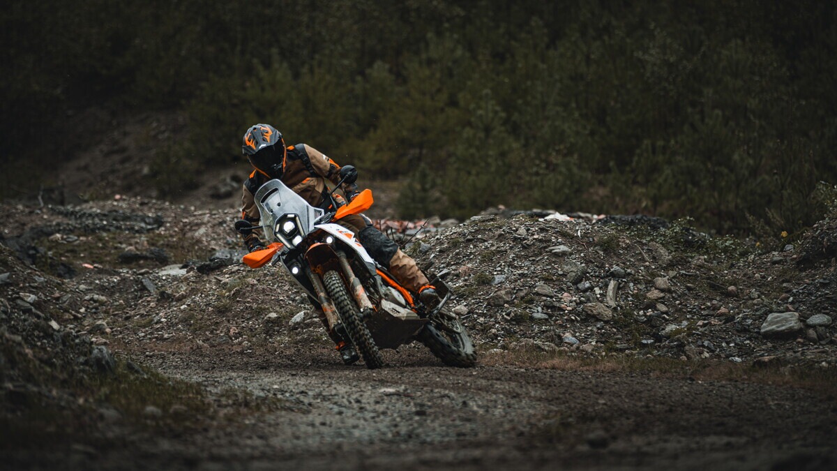 KTM 125 e 390 nelle versioni SMC R, ENDURO R e ADVENTURE R: LE FOTO