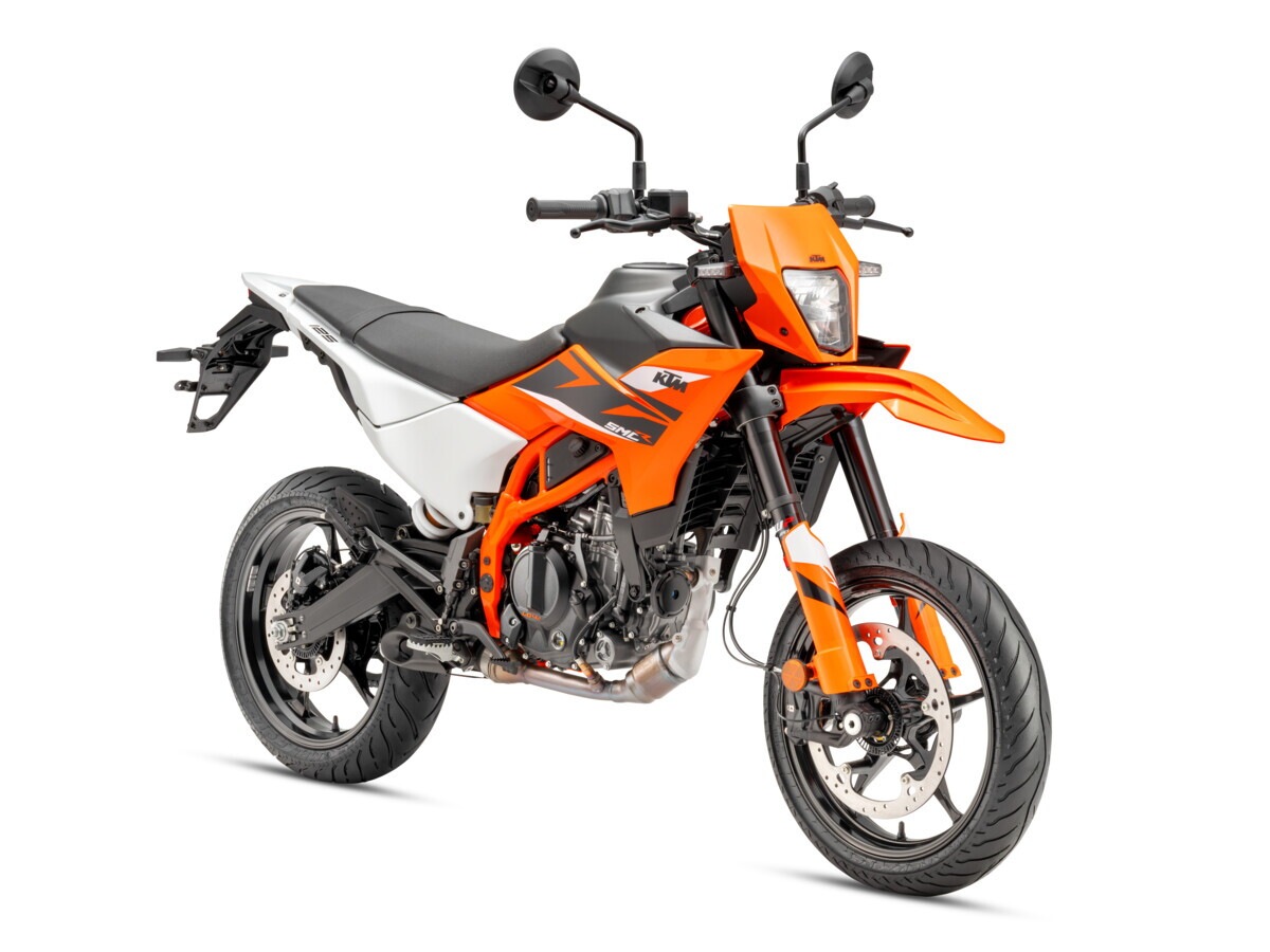 KTM 125 e 390 nelle versioni SMC R, ENDURO R e ADVENTURE R: LE FOTO