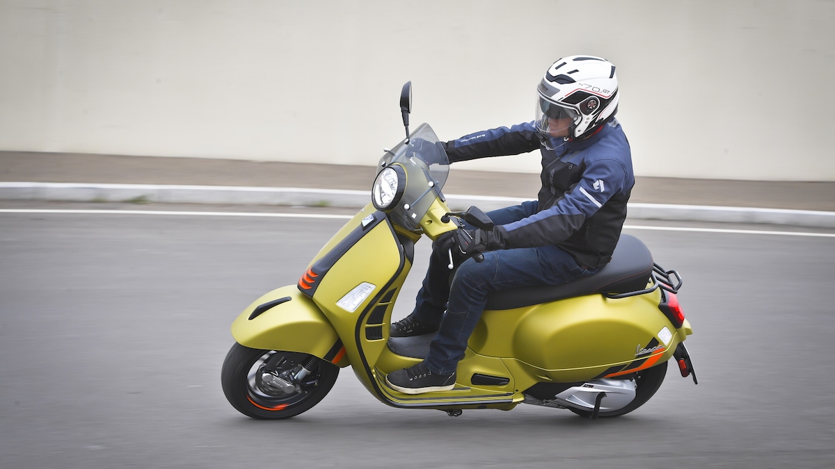 Vespa GTS 310 SuperSport: le opinioni di InMoto "fuori dai denti"