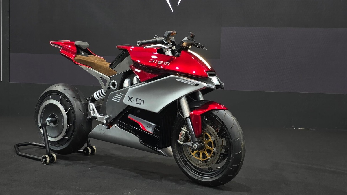Diem X-01: ecco l'elettrica pioniera del motore a flusso assiale sul mozzo