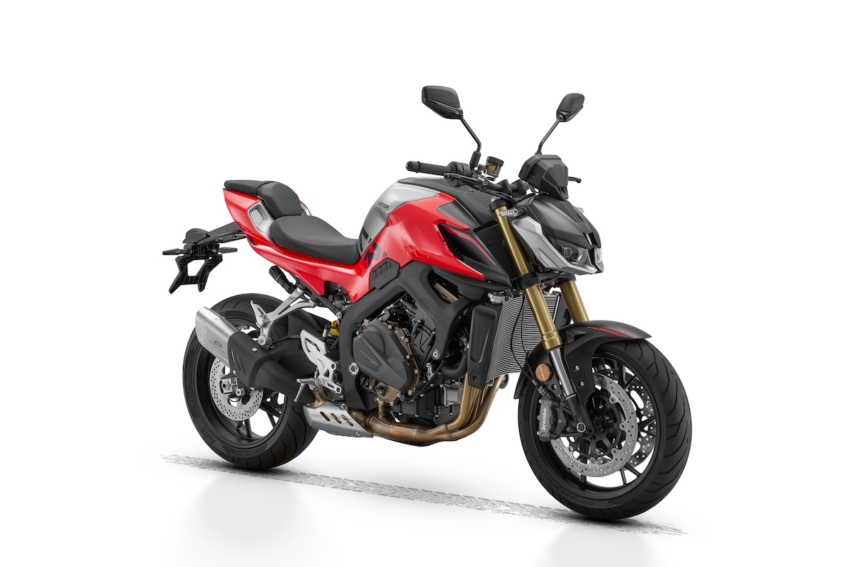 QJMotor SRK 800: le foto della naked