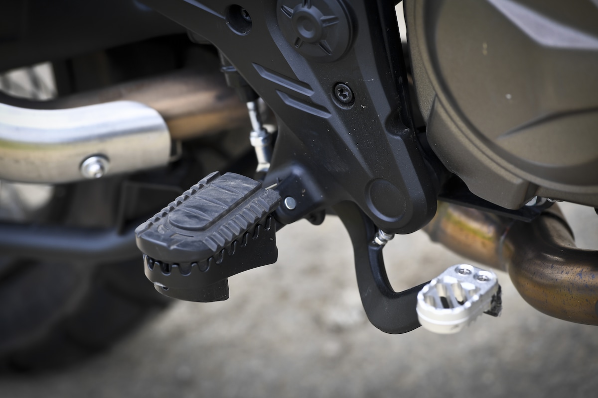 QJ Motor, SRT 600 SX: le foto della prova