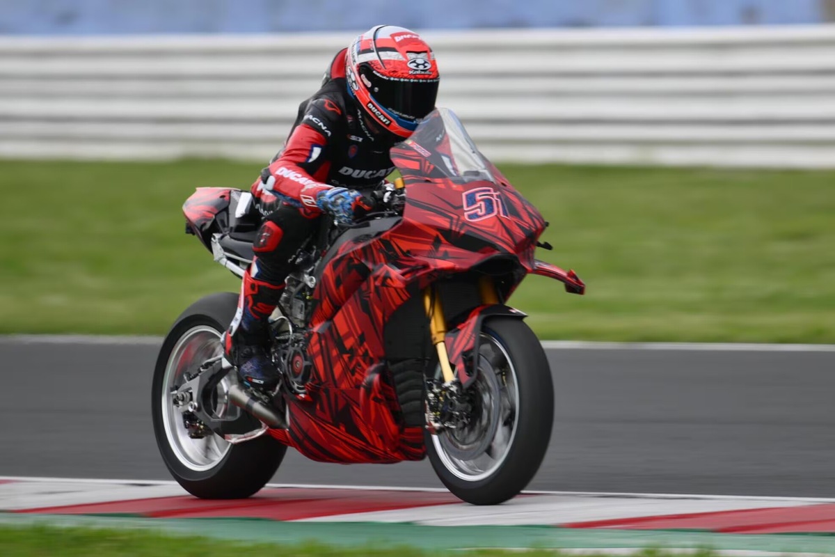 Ducati Panigale V4 R 2026: aerodinamica dalla MotoGP per la futura SBK
