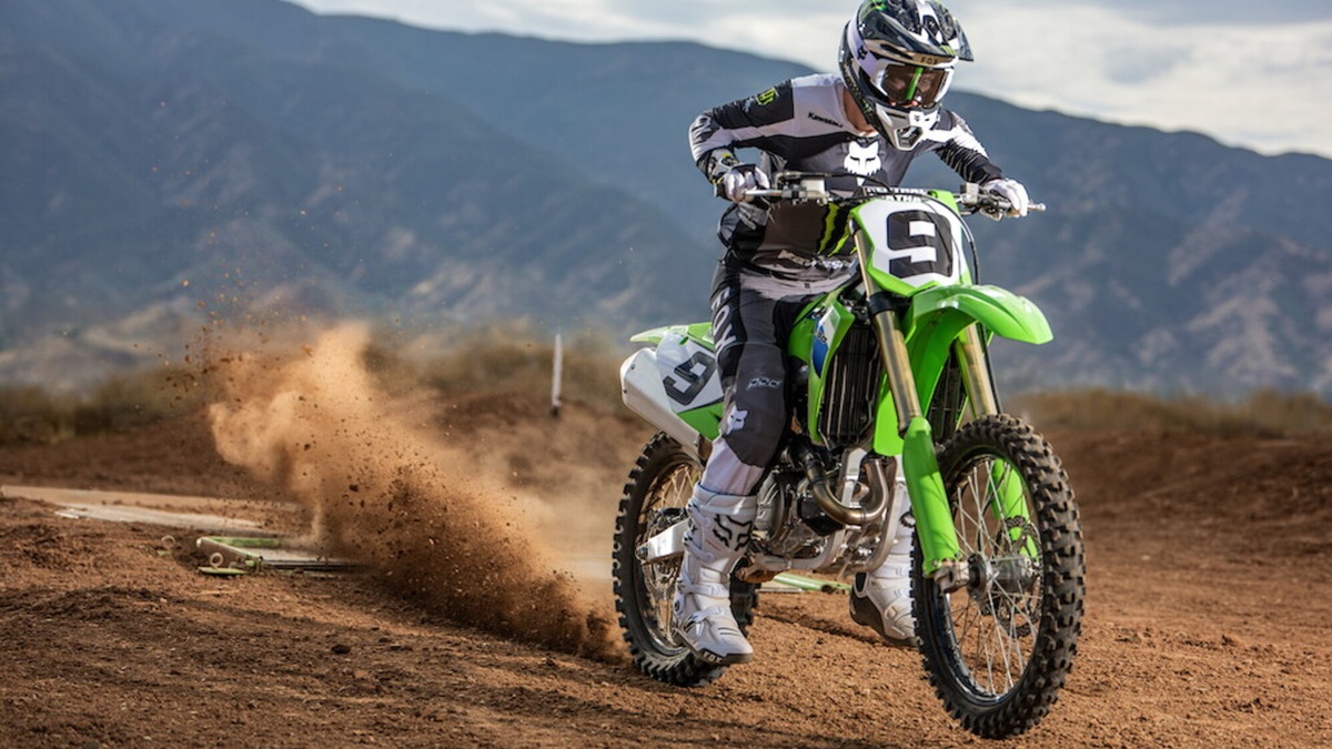 Kawasaki svela la gamma KX 2026: motocross e off-road con tecnologia da gara