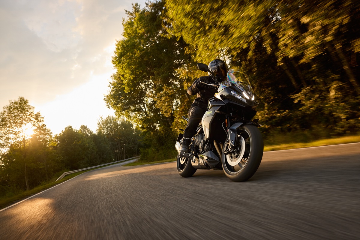 Triumph: "Record storico in Italia senza ricorrere alle auto-immatricolazioni"